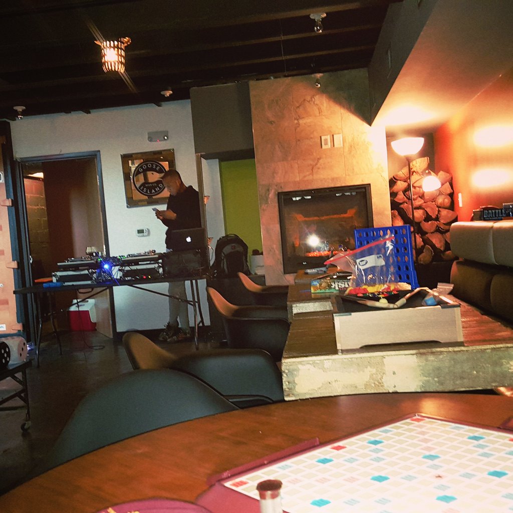 eatplusdrink's tweet photo. Set up and READY TO GO! No technology board game night TONIGHT! #SpinTactics @ 7! Dinner and Drink Specials! #indy https://t.co/nzf3SGA5i2