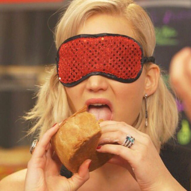 OneDeliverySW's tweet image. Love this girl as much as she loves food because she loves food as much as we love her😍
#Jlaw #SaturdayNightTakeaway