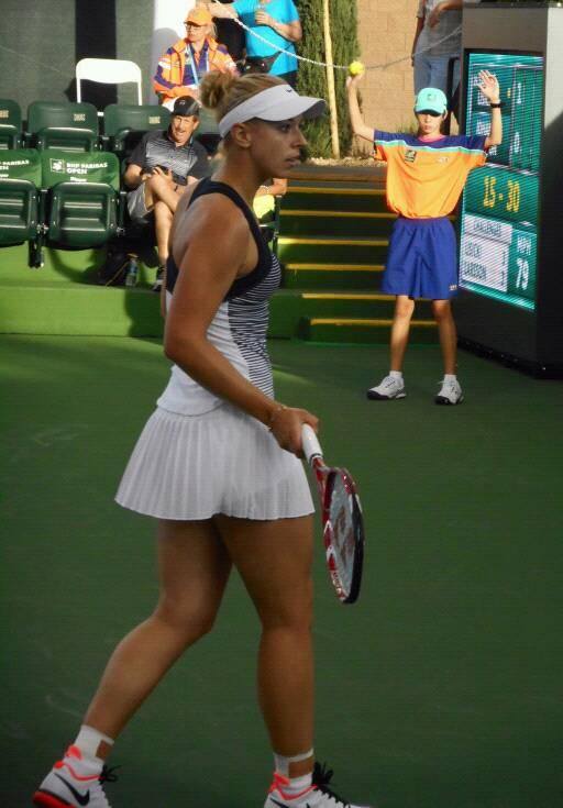 Delia_lover44's tweet photo. Those legs doe. #sabinelisicki #legsofagoddess https://t.co/tINKqdJ3vj