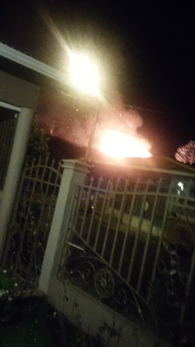 Solicitamos apoyo herbazal incendiado Nvo.  Chorrillo. <a href="/bomberosoeste/">Emergencias DecimaProvincia</a>