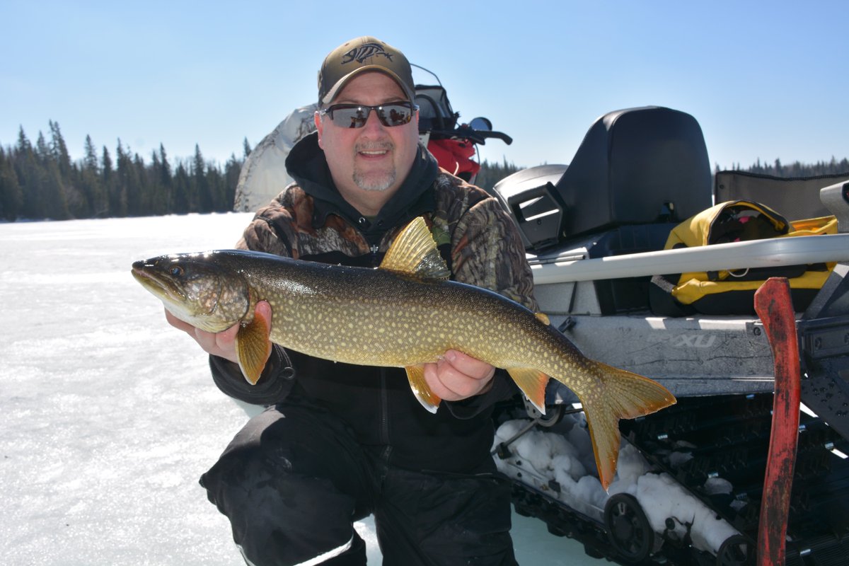 GarryLabelle's tweet image. What a great day for Lake Trout ice fishing.  +11c March day