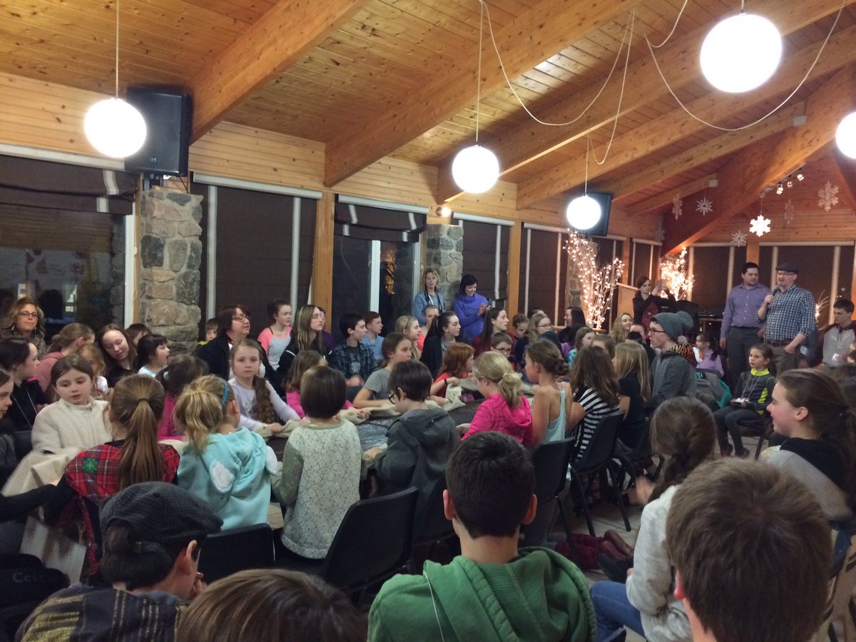 KimberleyFraser's tweet photo. Tunes and songs at the Gaelic College March break workshop with Feis Cape Breton #Gaeliccollege https://t.co/aRSXwhpUKG