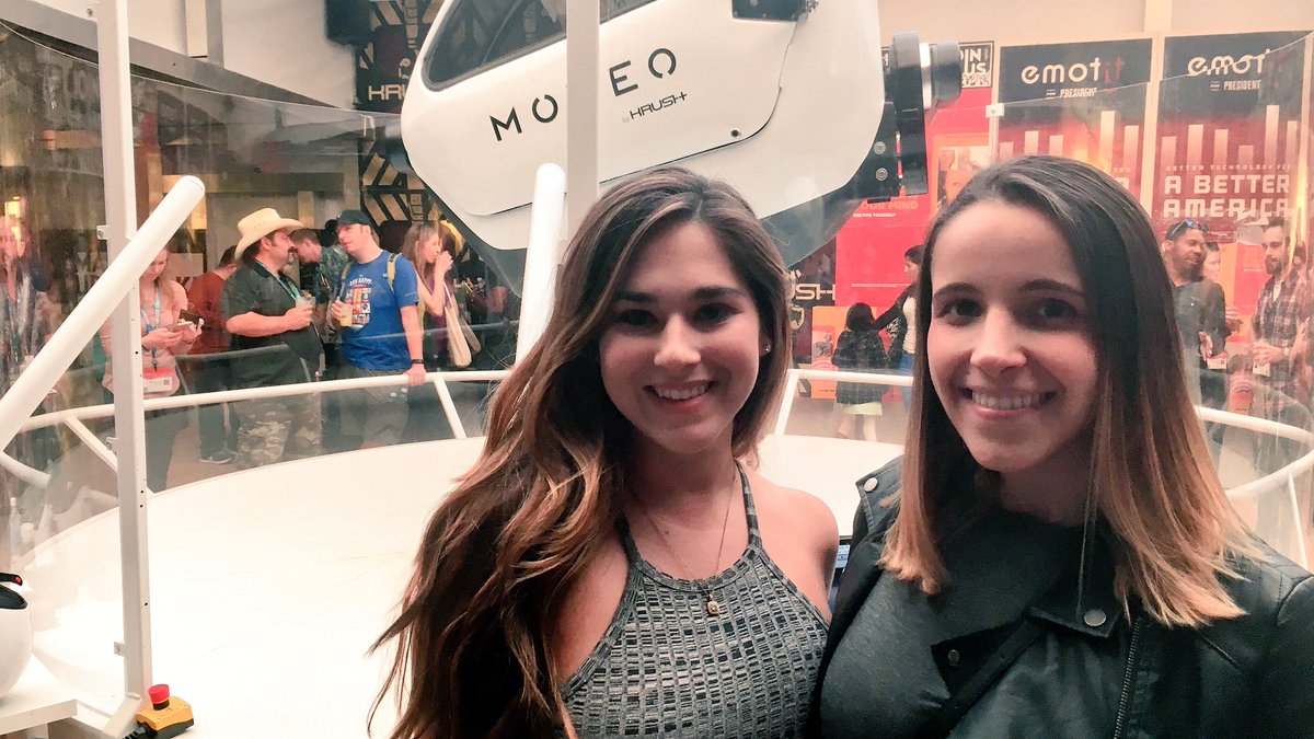 Jenna (<a href="/JennaMcLeskey/">Jenna McLeskey</a>) &amp; Veronica (<a href="/VeronicaPW/">Vero ✨</a>) stopped by to tell us <a href="/ooVoo/">ooVoo</a> is better than Skype.
