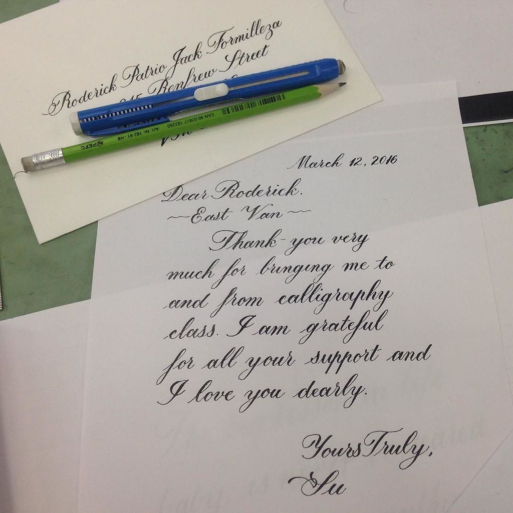 VANCITYsBEST's tweet photo. Must see photo! I finished my envelope and letter layout exercise today. #copperplate #calligraphy #engraversscript… https://t.co/e5r5BGKP63