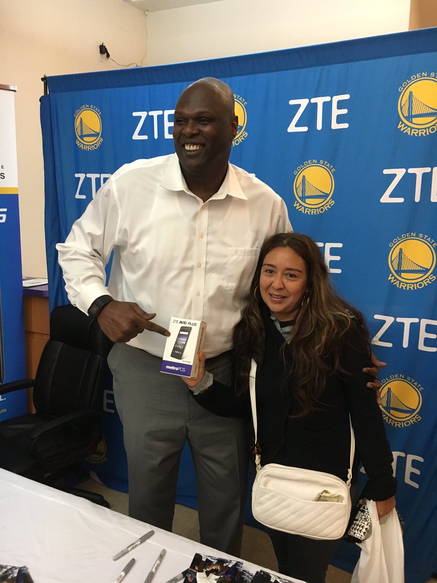 zteusa's tweet photo. Being a fan of ZTE is an awesome perk! Here's our #AvidPlus winners of the day! You could be next! ๐ https://t.co/8E1ISkwbvZ