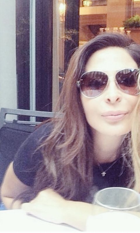 AliElissai's tweet photo. I Love You My Queen♥

←←←←  @elissakh   ←←←←←←

@samah_hs https://t.co/mpC35152Fg
