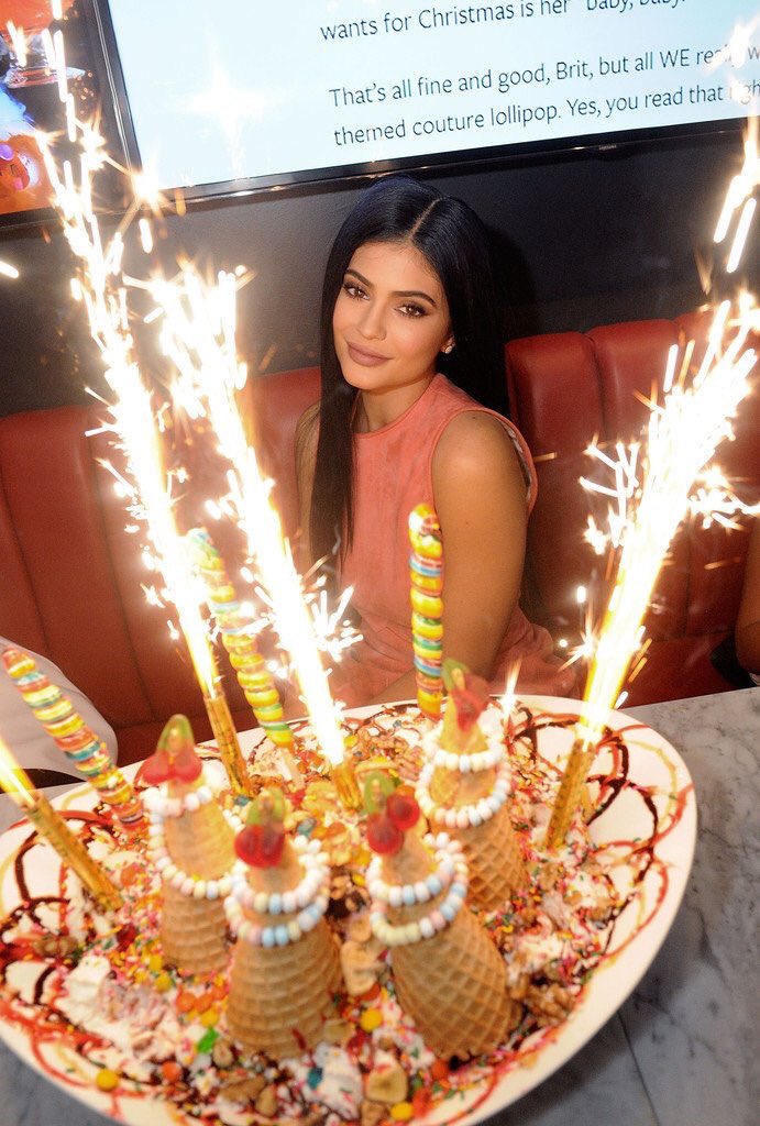best kylie pics (@bestkyliejpics) on Twitter photo 