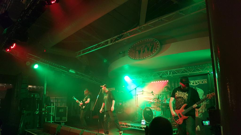 CentralpressPR's tweet photo. @Derisionuk @eddie_white666 Derision are smashing it at HRH United. https://t.co/USO1dtdG2P