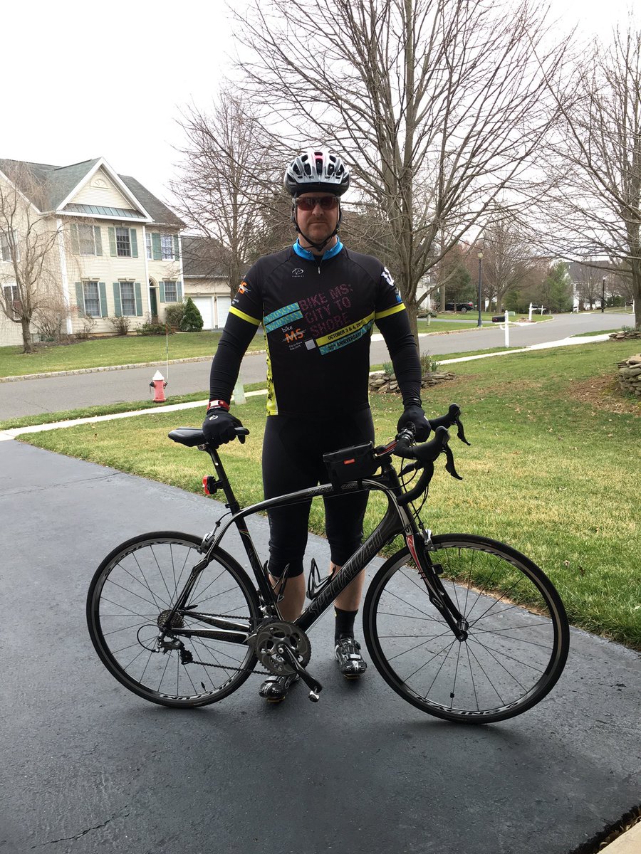 dornepab's tweet photo. #2016CyclingSeason has officially started for me! #1st2016🚲 https://t.co/Y6RSpxnxU2