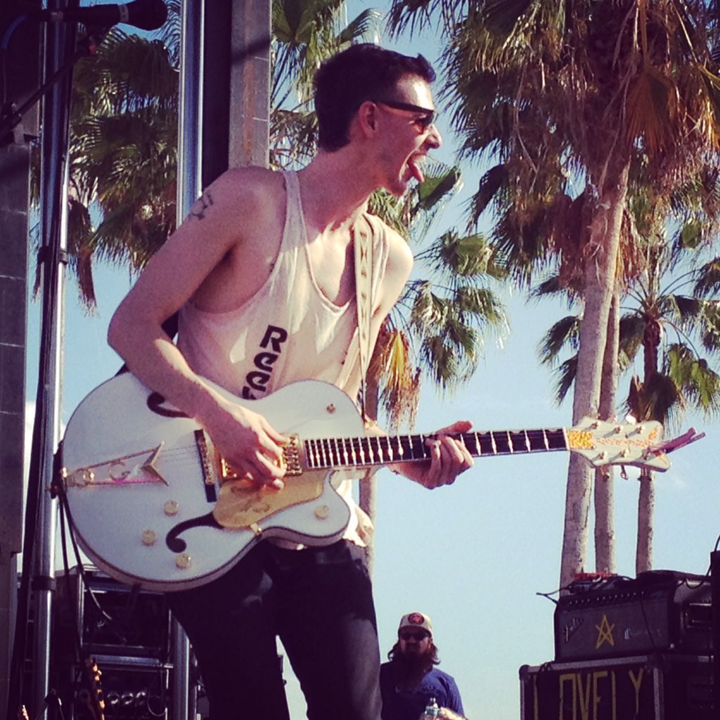 JayCridlin's tweet photo. Three more from @GasparillaMusic 2016: @Houndmouth, @SAMURAISHOTGUN &amp; @laurisvidal! #GMF2016 #tbtgmf16 https://t.co/SA9yWqIczc