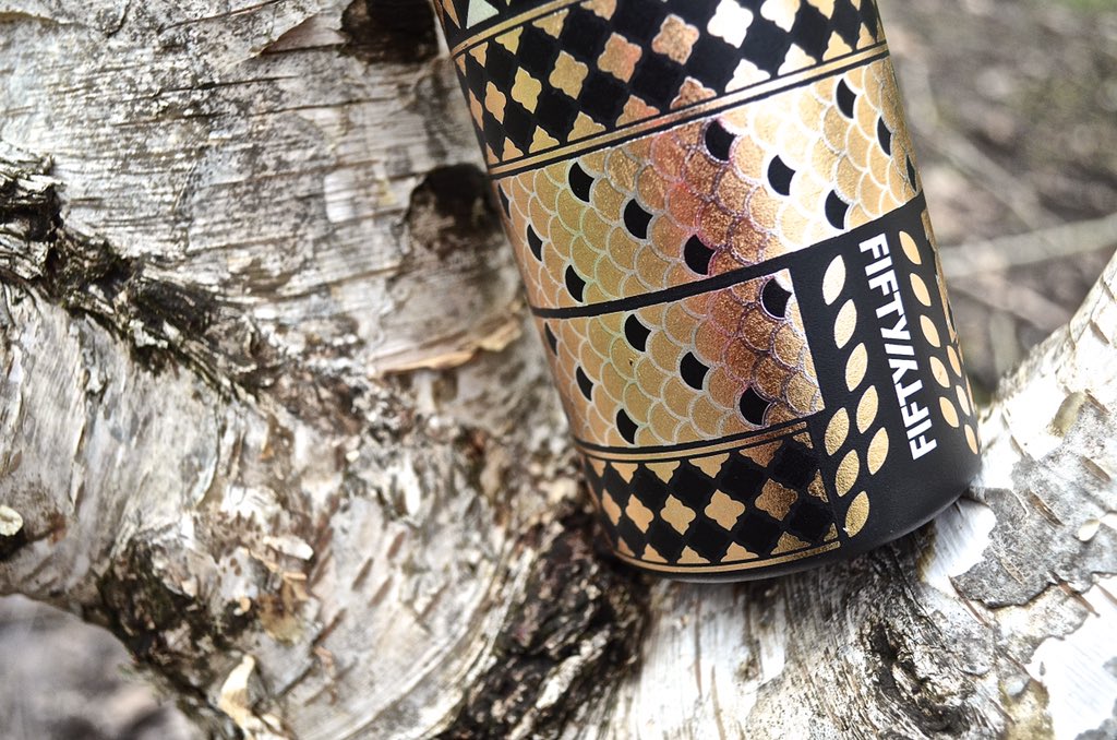 HydrationBottle's tweet photo. Gilded Gold!! https://t.co/ICUf1r40Pl