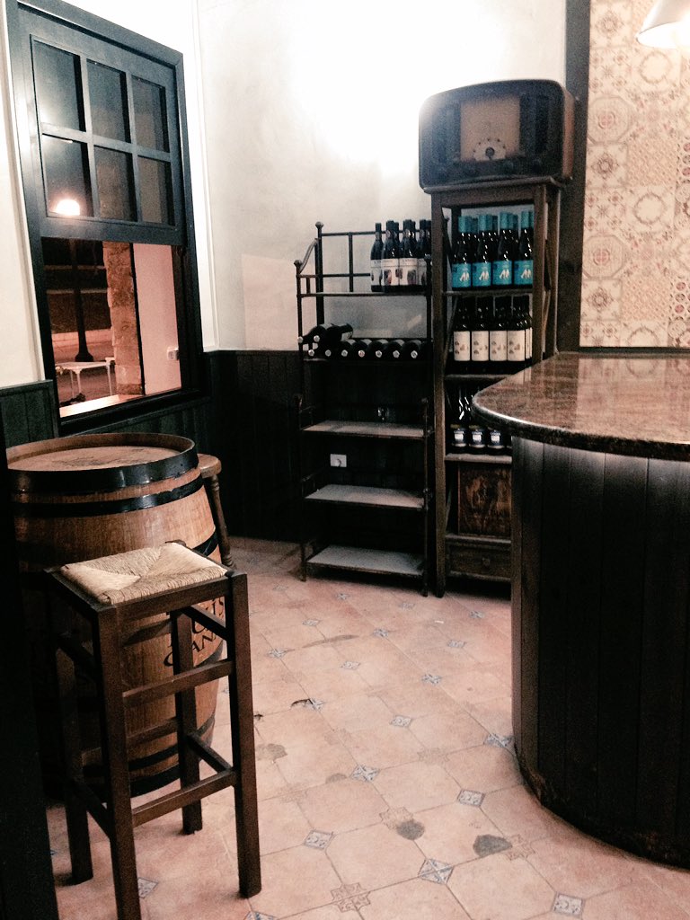 barsavannah's tweet photo. Comenzamos el proximo jueves, todo listo para la inaguracion. https://t.co/2vm1RU1wAJ