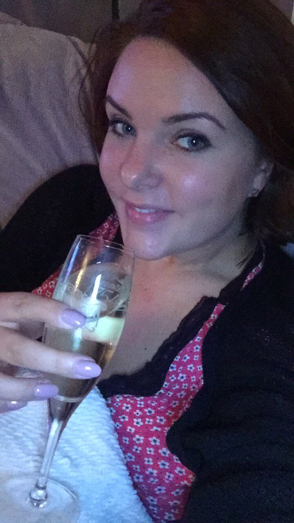 H_Bateman's tweet photo. @MattBr1987 @Coz837 best way to be ☺️ grow up classy like her mate Haylz........ Classy-ish 😈😂 https://t.co/OnP3n3148A