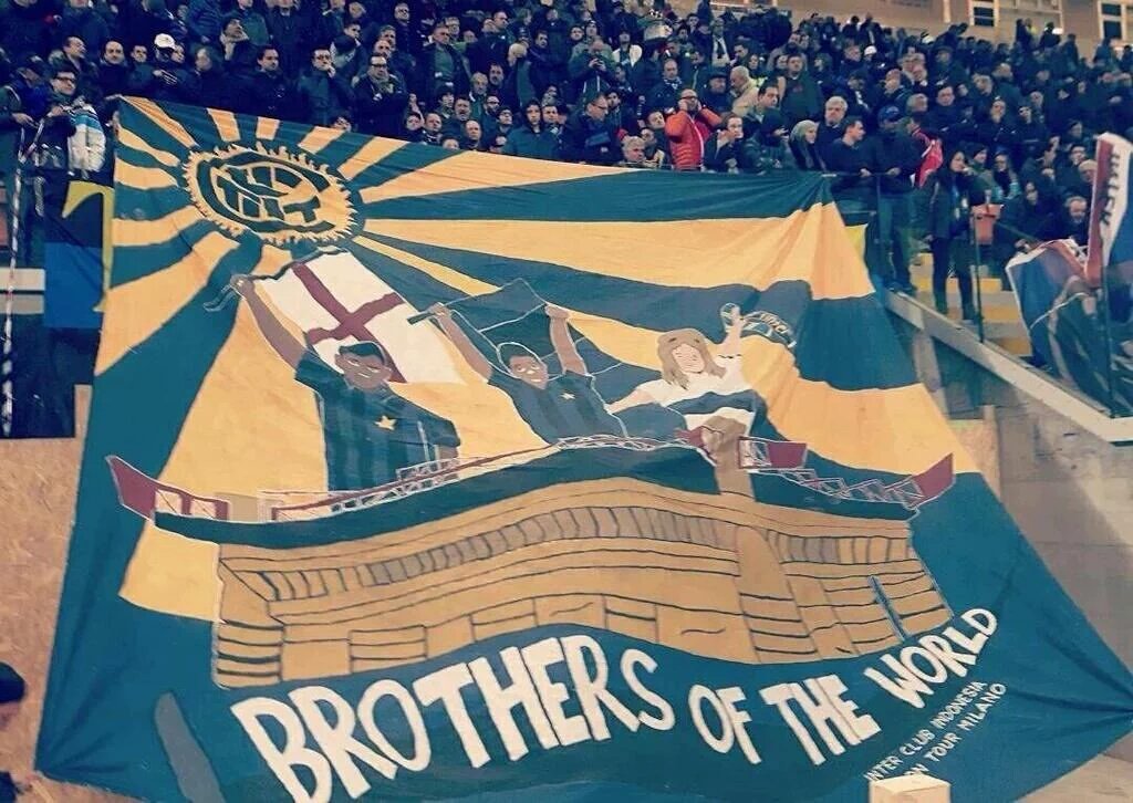 Coreonya <a href="/CN_ICI/">CurvaNord ICI</a> #InterClubIndo tadi saat jeda pertandingan. We Are #BrothersOfTheWorld #VinciConNoi 👏🙌