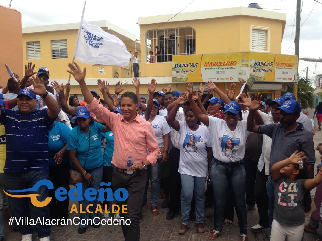 cedenoalcalde's tweet photo. Gran apoyo en el Callejón 8 de #VillaAlacránConCedeño #CedeñoAlcalde https://t.co/mlDKoC9lKk
