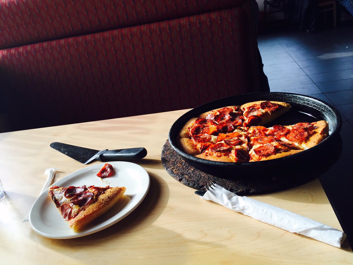 Basic006's tweet photo. I eat by myself https://t.co/EEHMP4gB4T
