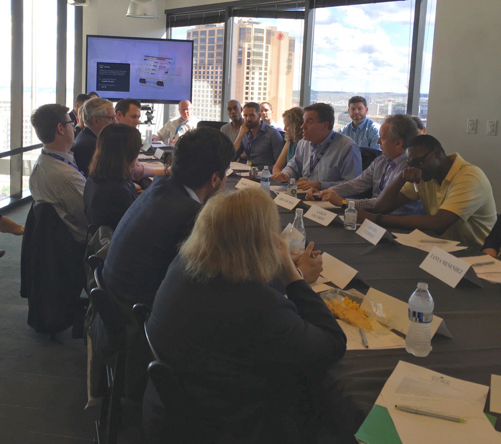 PDXVPR's tweet photo. .@MayorPDX, @MayorStanton &amp; @SenatorWarner in discussion @sxsw about how tech can be used to advance government. https://t.co/J4YtK7wVX0