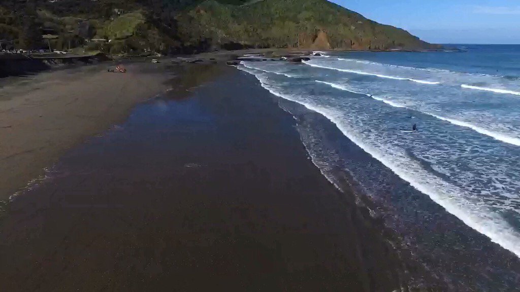jamesc0leman's tweet photo. Port Waikato https://t.co/NuLzDe1W4Q https://t.co/UCo7ky3c7o