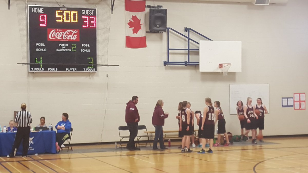 DFountain1212's tweet photo. Saints lead 33-9 at half time against the Delburne Trojans. #consolationfinal #CWAJHAABball https://t.co/oeUYEDe7IG