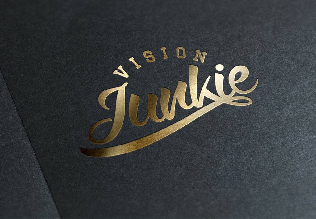hecallsmesauv's tweet photo. We can't thank you enough! But these new "Thank You" cards should help! Hopefully!!👊🏾 #VisionJunkie https://t.co/PUN1CzK1GK