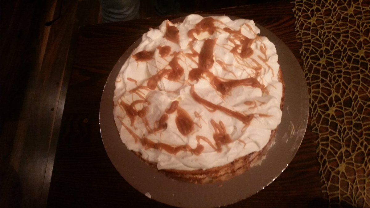 naehdrescherin's tweet photo. Dieser Cheesecake ist pure #suende https://t.co/b3srTtKU6g