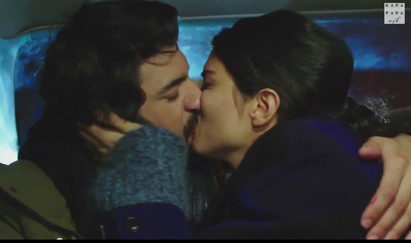 KaraParaAskin EfsanesiEnginTuba
Beklemekmi daha zor Özlemekmi?
İkiside dayanılmaz..💞
#EnginAkyürek #TubabBüyüküstün