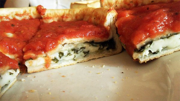 EdwardosPizza's tweet photo. How do you like your leftover pizza, cold or reheated? https://t.co/Xf5wxkjfOv