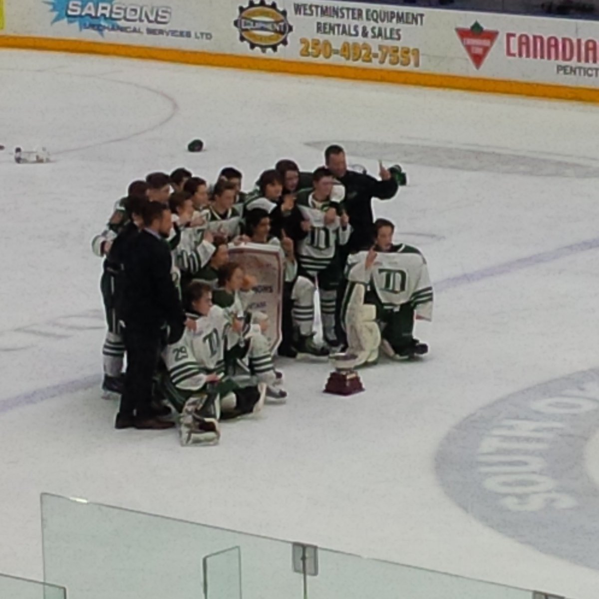 DHA Bantam Varsity tweet media