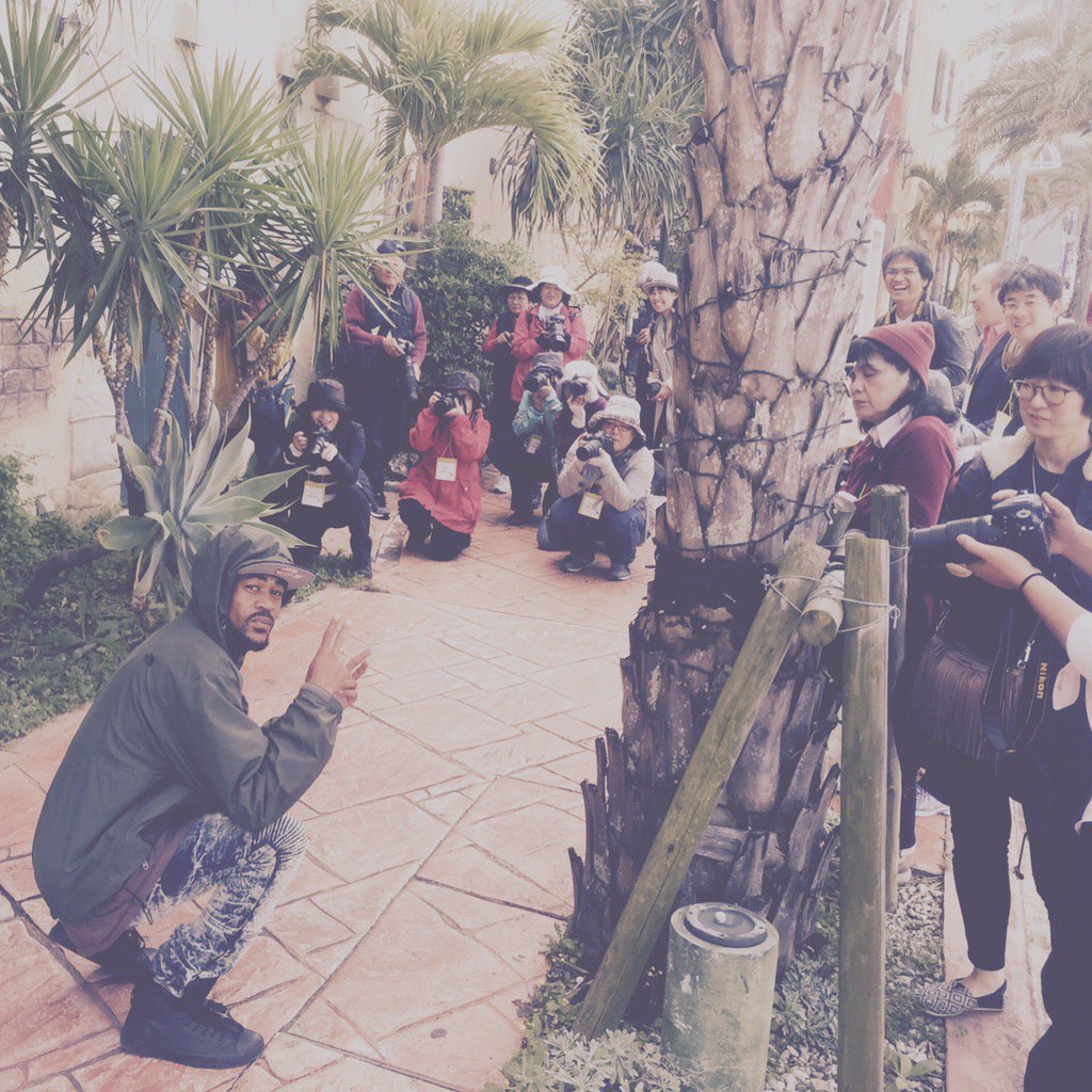 moseswave's tweet photo. @_paiggge @YoungForeverHoe Follow my official twitter @YoungForeverHoe https://t.co/2FRQik3u4T