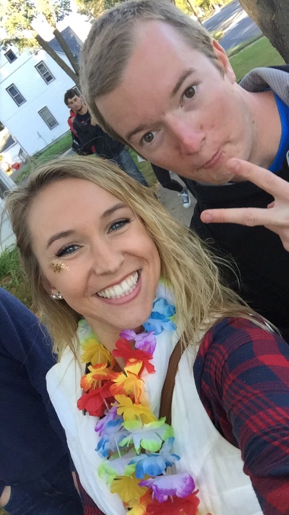 SchmittSami's tweet photo. One more big happy 21st to this guy! Hope you are having the best day out on the beach!🍻🎉 can't wait to celebrate! https://t.co/hKppwKV29B