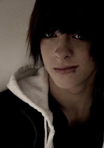 Sariq porno aktrisalar katalogi Sochli yosh mushuk