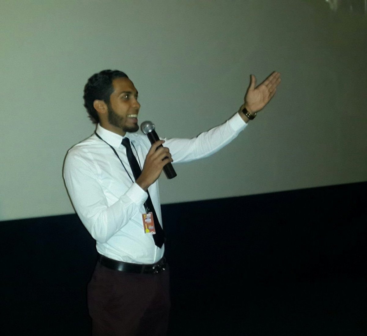 ifficsantiago's tweet photo. Julio Rodríguez nos cuenta sobre su cortometraje "No tengas miedo". #IFFICSantiago #IFFiC #IFFiC2016 https://t.co/Tm3qodLNmN