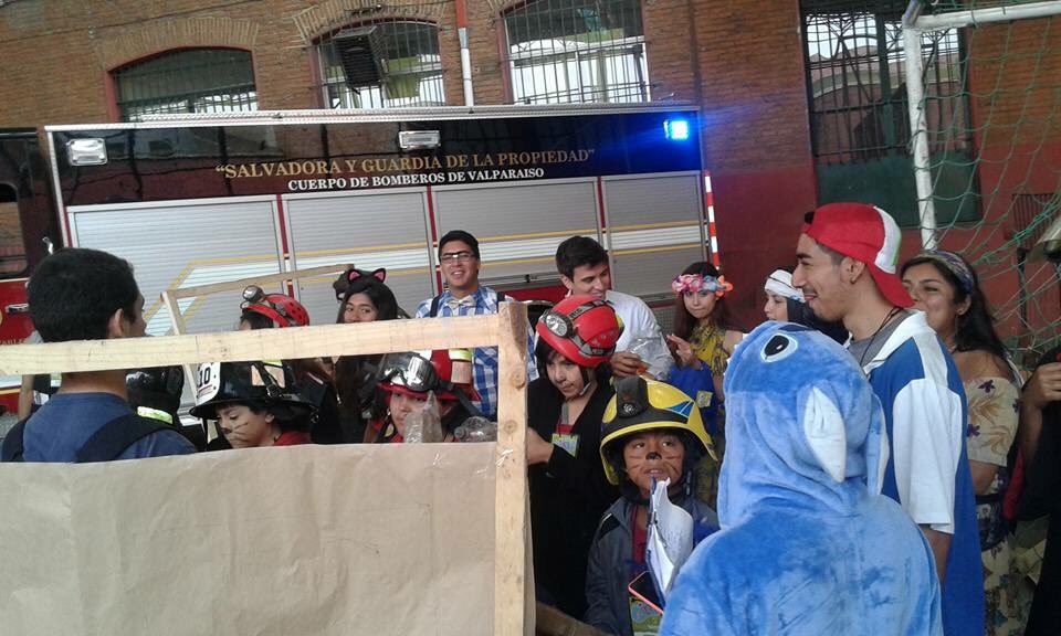 ChubiCarla's tweet photo. Jugar, reír, ser niños nuevamente :) mejor experiencia #VT https://t.co/B2YKffwQG6