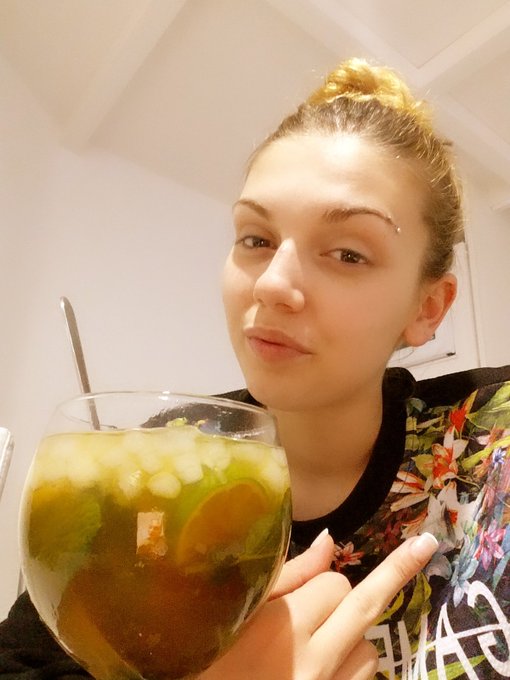 Seguiimooss ajjajaa 🍸🍸 @Jimena_Lago https://t.co/Ji38zjogQ6<a class="tags" href="/tag/jimena_lago">@jimena_lago</a><a href="/tag/delicious"class="tags"><span>#delicious</span></a><a href="/tag/culazo"class="tags"><span>#culazo</span></a>