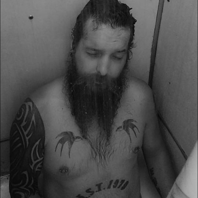 TheBeardEdition's tweet photo. "It's a hard life but someone's gotta do it🤘🏻
#beard #beardlife #beardiful #beardsofinstag… https://t.co/TRjvncx7OD https://t.co/EfPoluNZBz