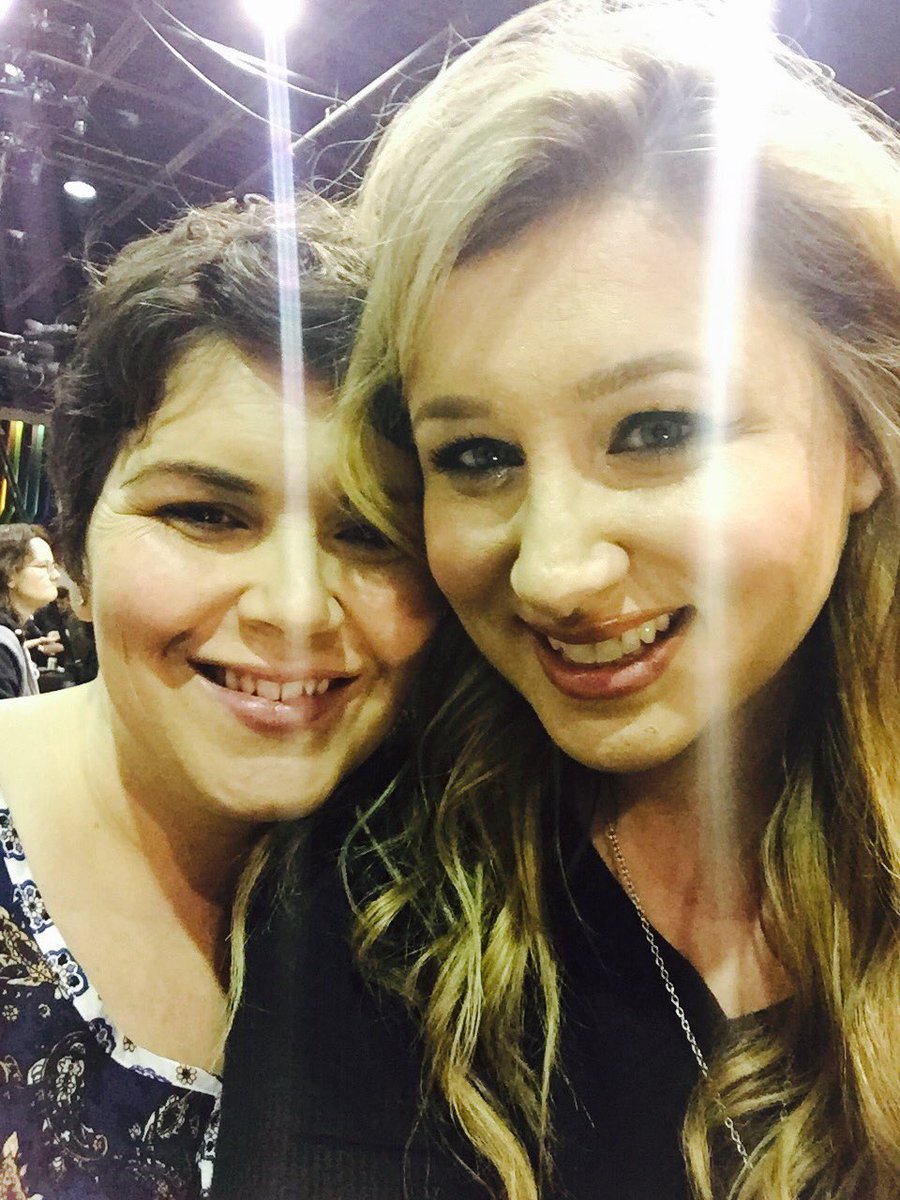 FanGirlLuluMay's tweet photo. Boo thang @eeandg81 #SquadSeven #HVFF #HVFFChicago #Knockingpoint https://t.co/9Lvdz9vtfF