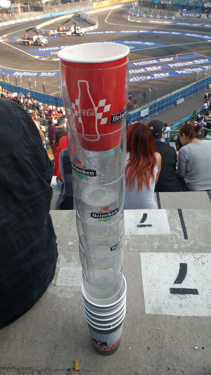 AAyalaHdz's tweet photo. Cambie los rugidos x zumbidos, pero agusto cuando hay alcohol. Quien Ganó? Yo Gane!! #FormulaE #TelcelConFormulaE https://t.co/YqfvbbLXfq