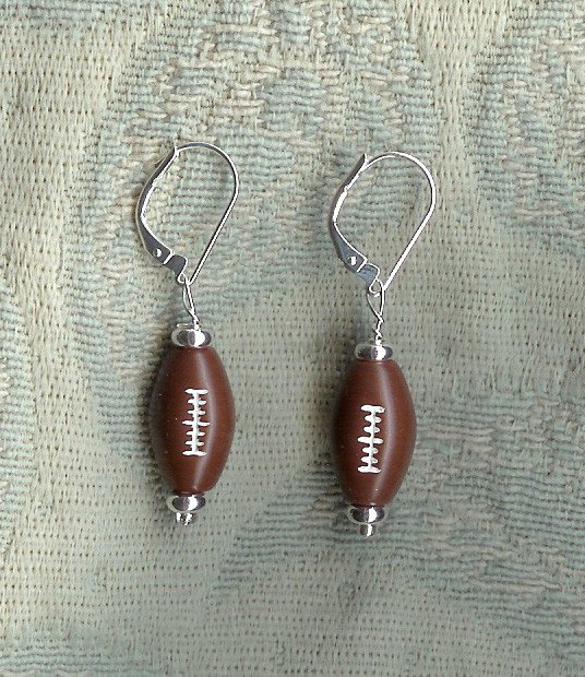 football gift - Football earrings - football jewelry - nov… etsy.me/1TzocoR #Etsyhandmade #FootballLoverGift