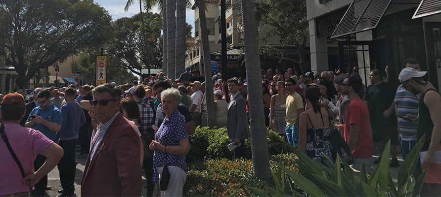 TeamMarco_NJ's tweet photo. The crowds are there. The inspiration is real.
Huge turnout today in FL for #VoteEarlyDay. 
https://t.co/Az00TxIn0V https://t.co/6pQVHgVrmq