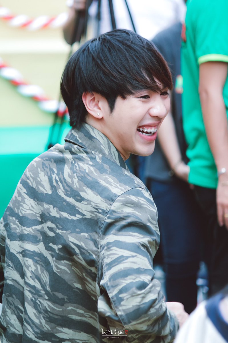 Teamwhitewo's tweet photo. 160312 สดใส #whitewo 
https://t.co/LR88JIuphf
https://t.co/eSnTJ4kWVS https://t.co/khAxzn52NC