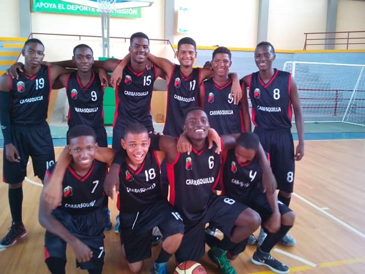 LMreno7's tweet photo. Mucho equipo. https://t.co/NvQCyP7VqU