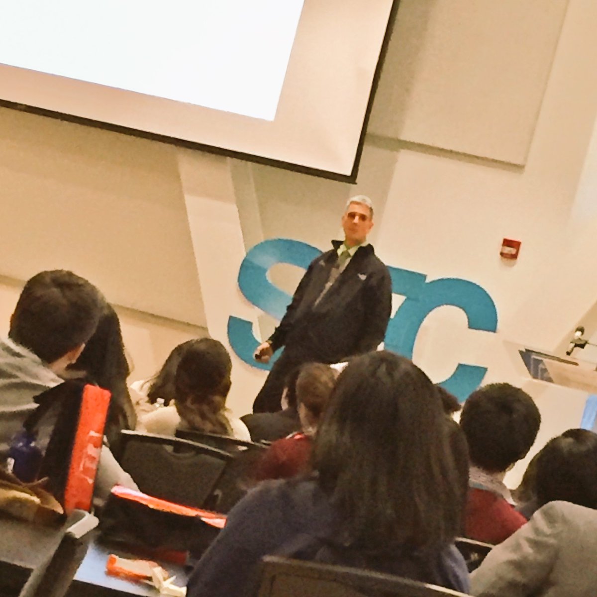 WadeJanzen's tweet photo. Joe @pushforchange bringing down the house at #UBC #limitlesschange https://t.co/BvDXlFEiwR