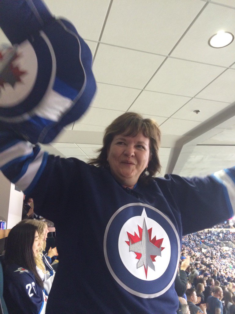 Liz Spetz (Liz_Formula1) Twitter