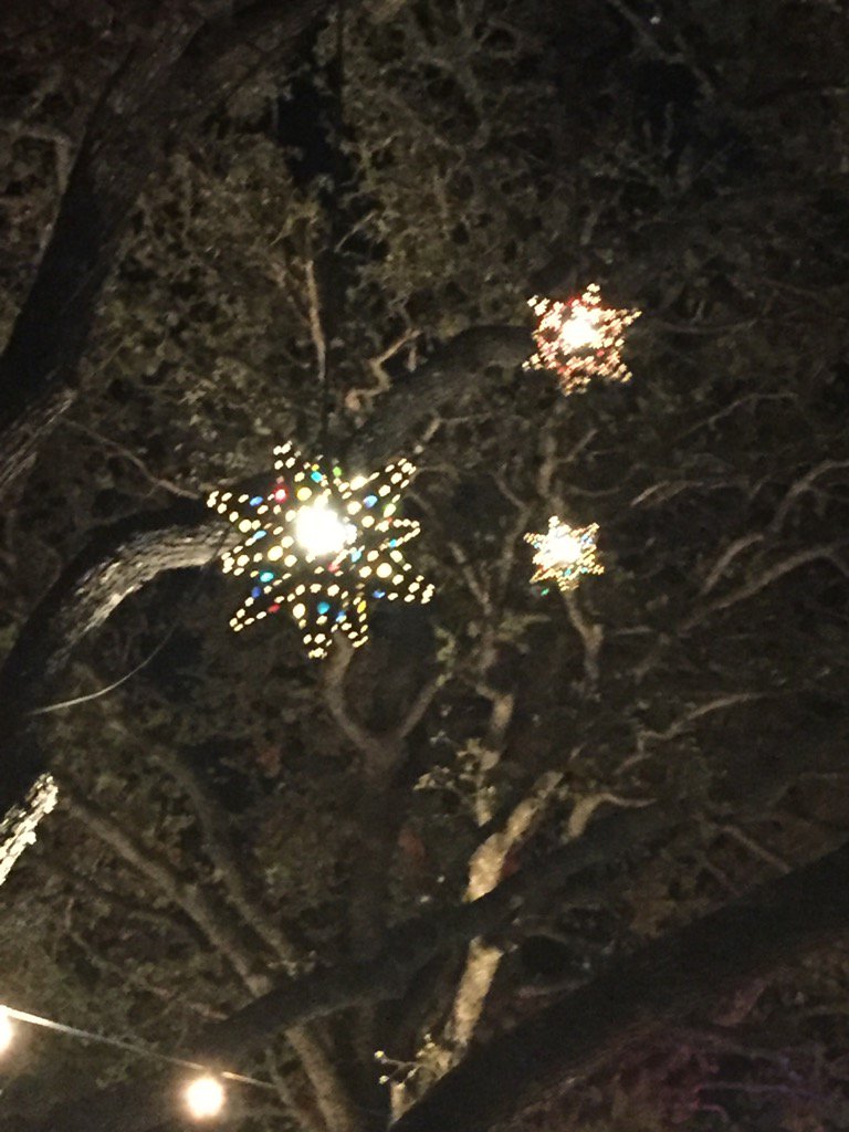 bobbinrobyn3's tweet photo. The stars at night are big and bright...... https://t.co/xFJCe91QhT