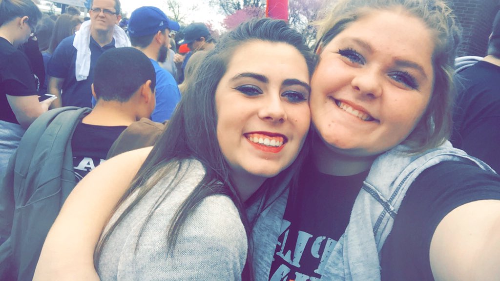 sarah_nicolee6's tweet photo. #WinterJam2k16 https://t.co/syKcos2Y5X