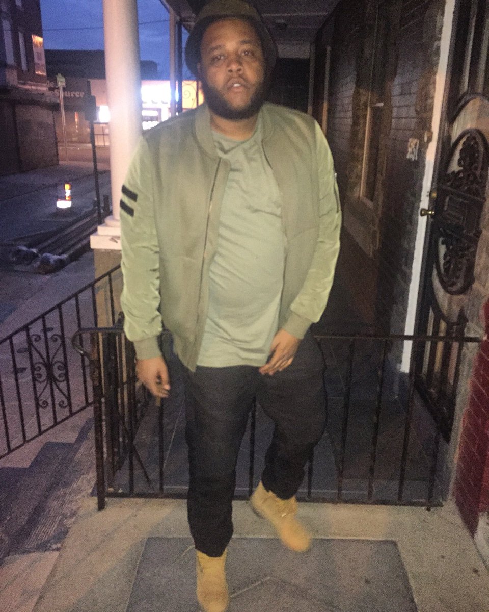 llgdHunit's tweet photo. πΈπ΅ #RipDollaBill https://t.co/BgdFMgW3uE