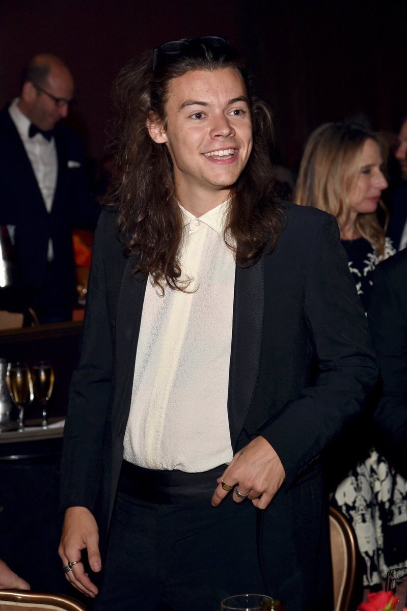 ishanastyles's tweet photo. #VoteDragMeDownUK #KCA #directioners #iHeartAwards #VoteOneDirectionUK #BestFanArmy https://t.co/E6IM2sCdAh