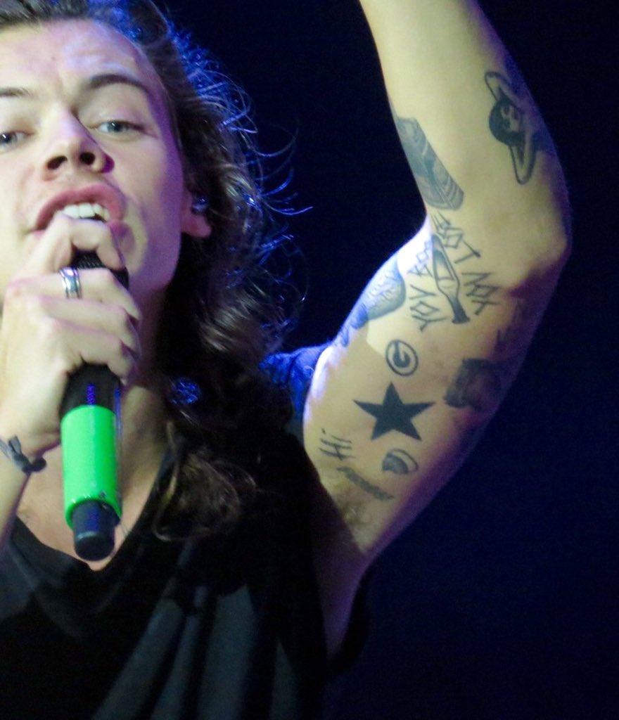 ishanastyles's tweet photo. #VoteDragMeDownUK #KCA #directioners #iHeartAwards #VoteOneDirectionUK #BestFanArmy https://t.co/iwbuZig6VD