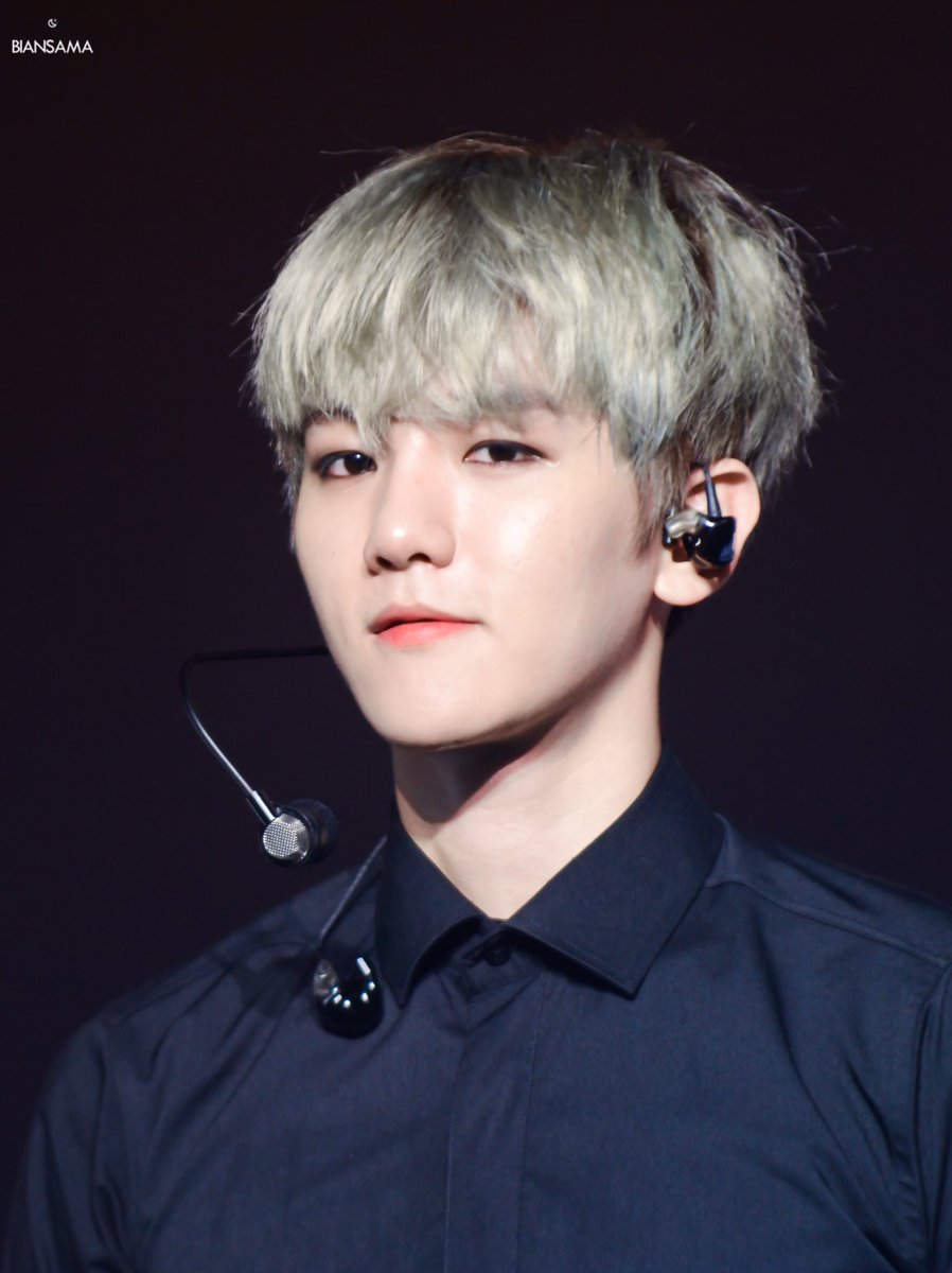 BIANSAMA_0506's tweet photo. #백현 #baekhyun Hi.My angel.https://t.co/RmBH2ad6h3 https://t.co/qNbENJ55QY