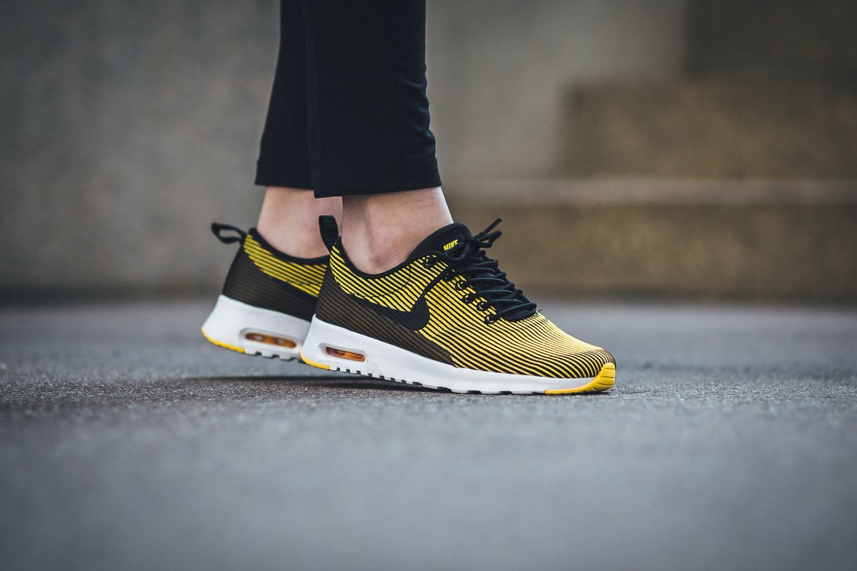 air max thea knit